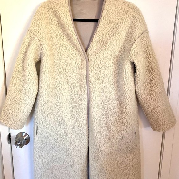Anthropologie - Oxford Reversible Teddy Coat - Picture 3 of 6